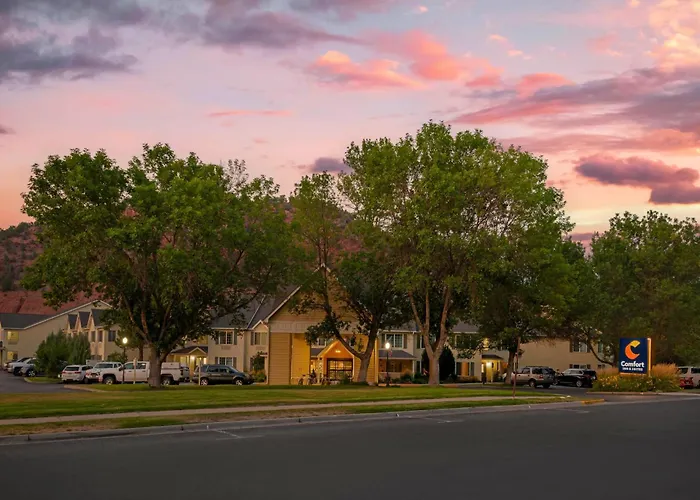 Comfort Inn & Suites Carbondale On The Roaring Fork