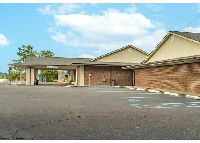 Northgate Inn By Townhouse Hattiesburg I-59