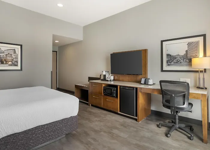 Best Western Plus East Side