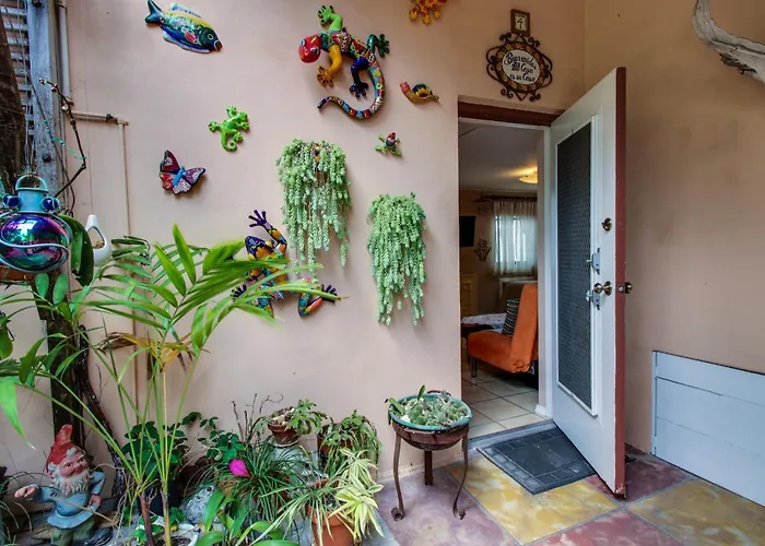 Bella Vista Garden Studio