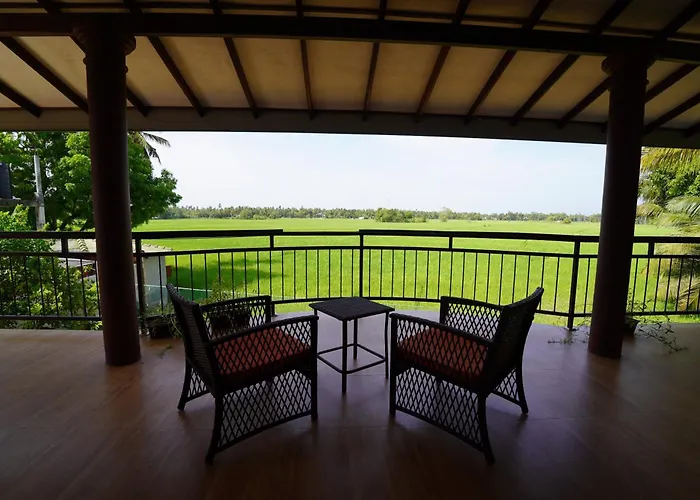 Lavender Home Yala Safari