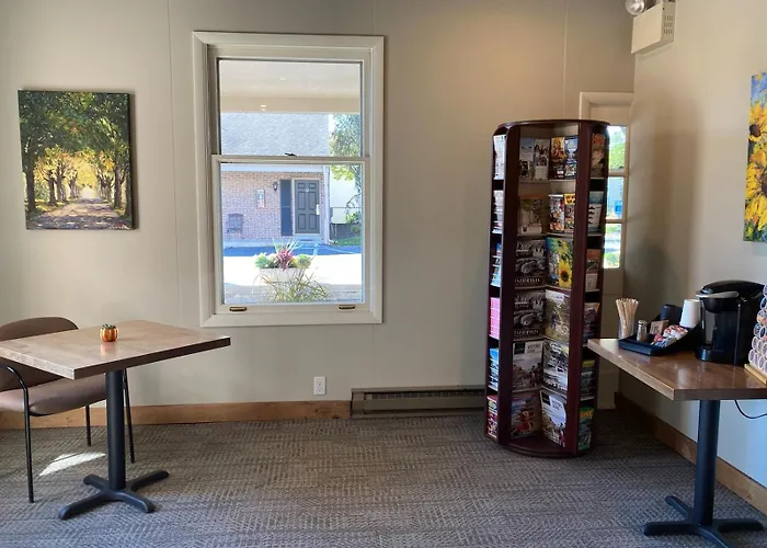Country Squire Inn And Suites