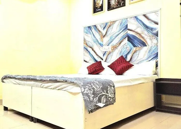 Hotel Golden Lotus Inn