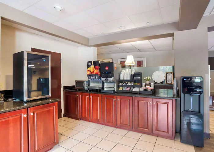 Best Western Plus Oak Mountain Inn