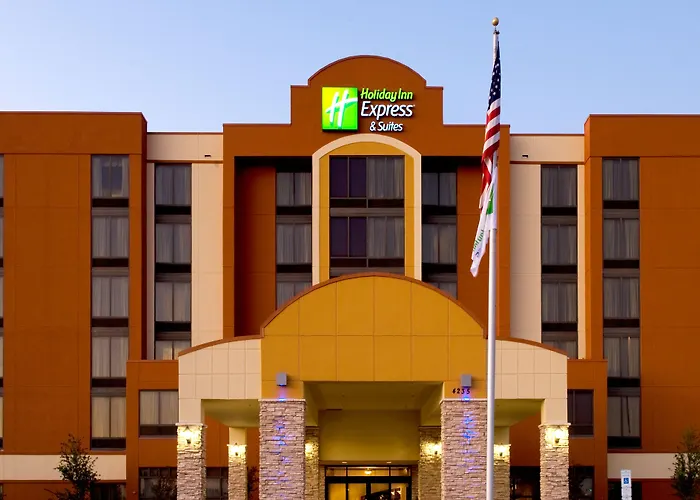 Holiday Inn Express Hotel & Suites Dallas Fort Worth Airport South By Ihg