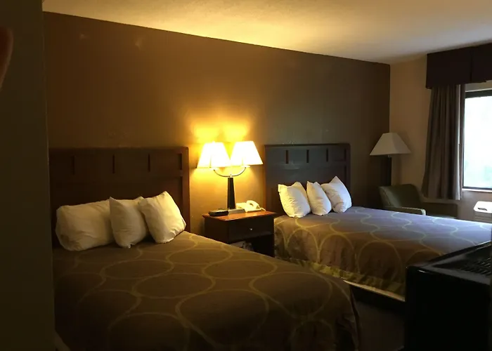 Super 8 By Wyndham Manchester Airport
