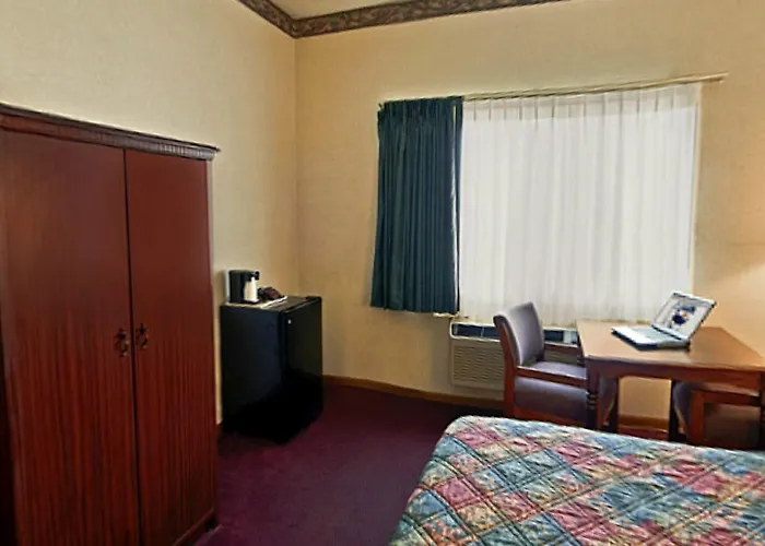 Americas Best Value Inn Waukegan