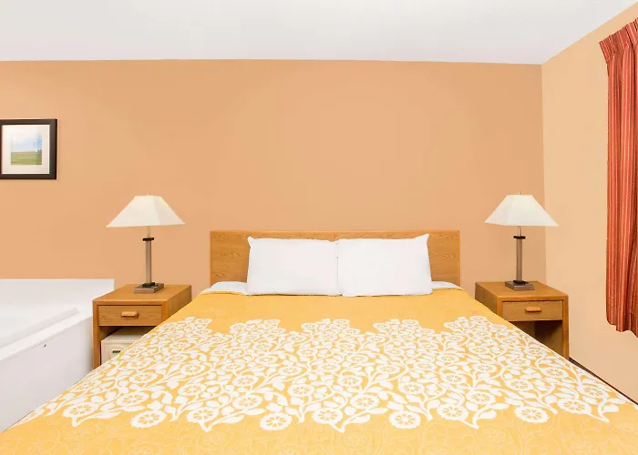 Days Inn By Wyndham Worthington