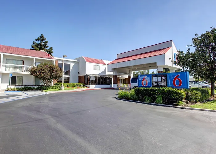 Motel 6-Santa Ana, Ca - Irvine - Orange County Airport