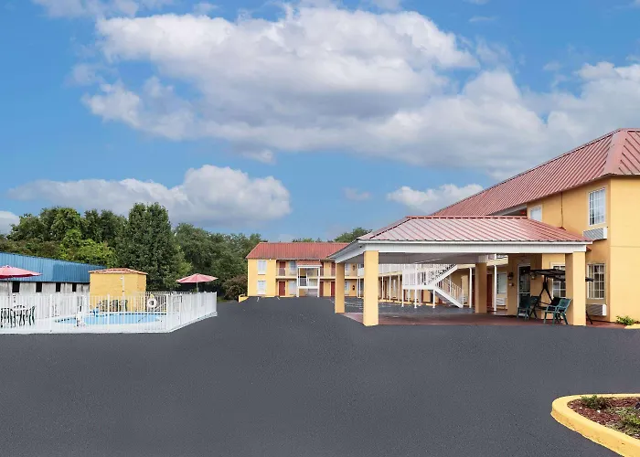 Days Inn By Wyndham Barnwell