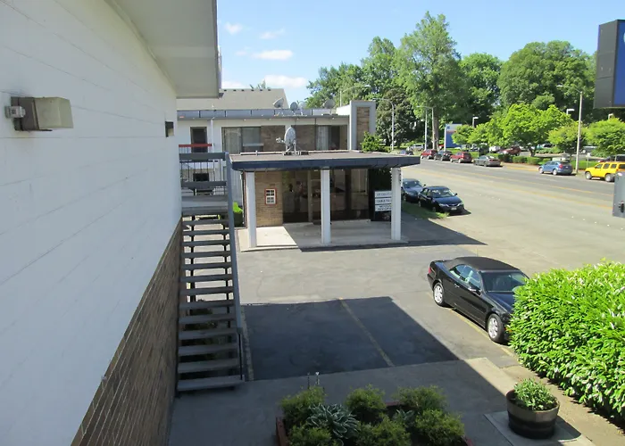 Travelers Inn By Oyo Longview Kelso