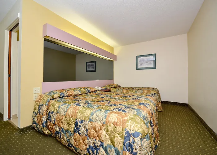 Americas Best Value Inn - East Syracuse