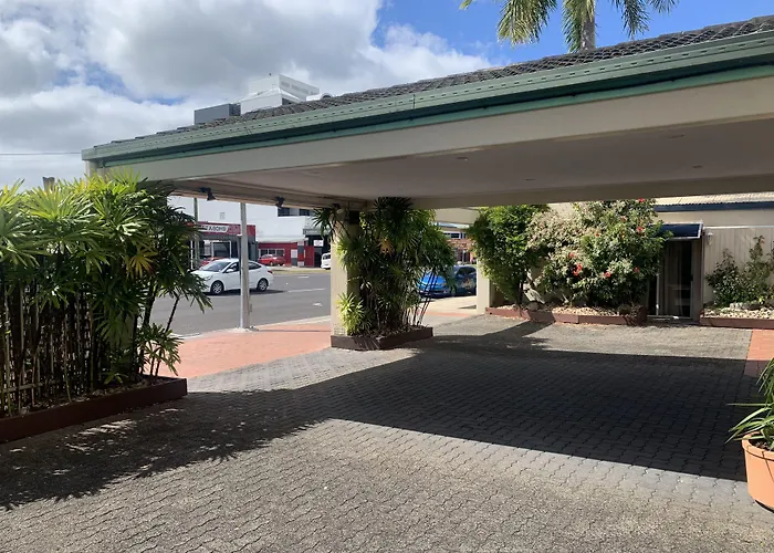 Cairns City Sheridan Motel