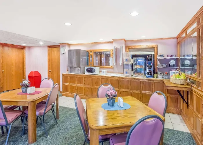 Knights Inn & Suites South Sioux City