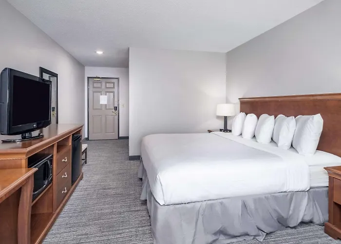 Country Inn & Suites By Radisson, Maumee - Toledo