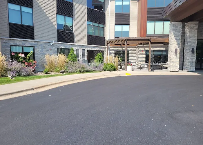 Country Inn & Suites By Radisson, Appleton Airport - Fox River Mall Area