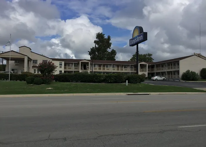 Days Inn By Wyndham Kerrville