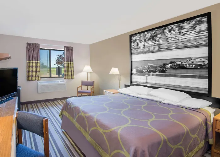 Super 8 By Wyndham Knoxville