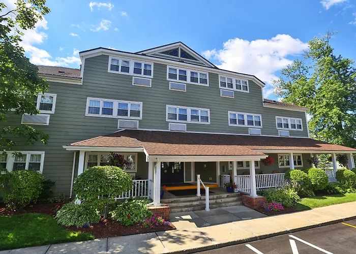 Ivy Court Inn And Suites South Bend