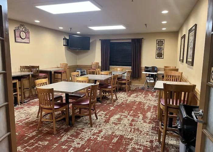 Grandstay Hotel & Suites
