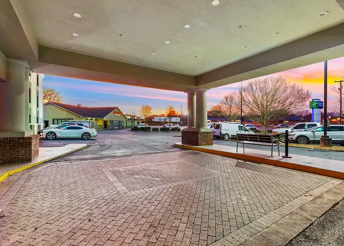 Holiday Inn Express New Albany By Ihg