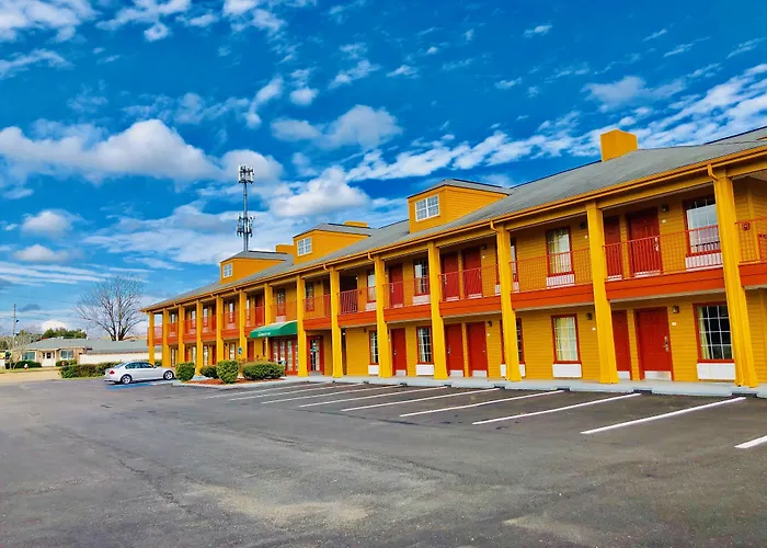 Baymont By Wyndham Selma