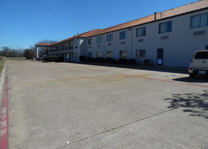Motel 6-Ennis, Tx