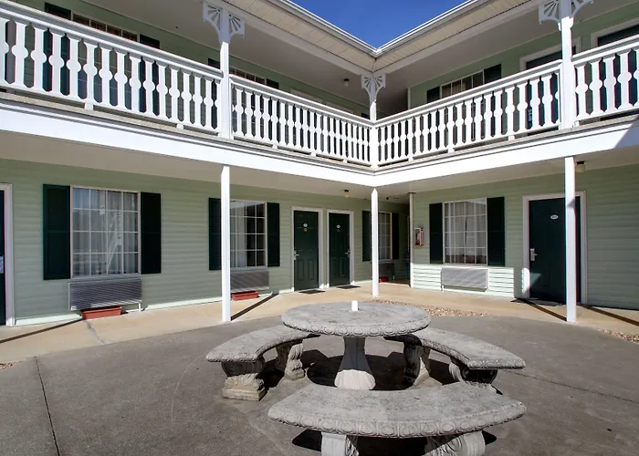 Key West Inn - Tuscumbia - Muscle Shoals