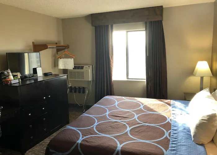 Super 8 By Wyndham Boise