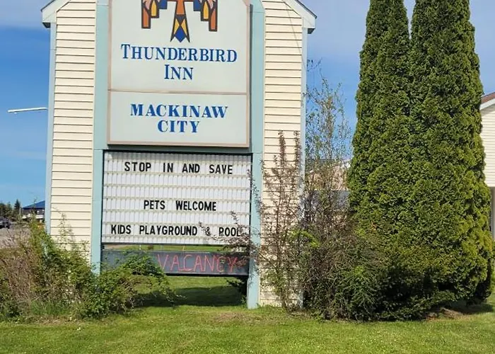 Thunderbird Inn Of Mackinaw City