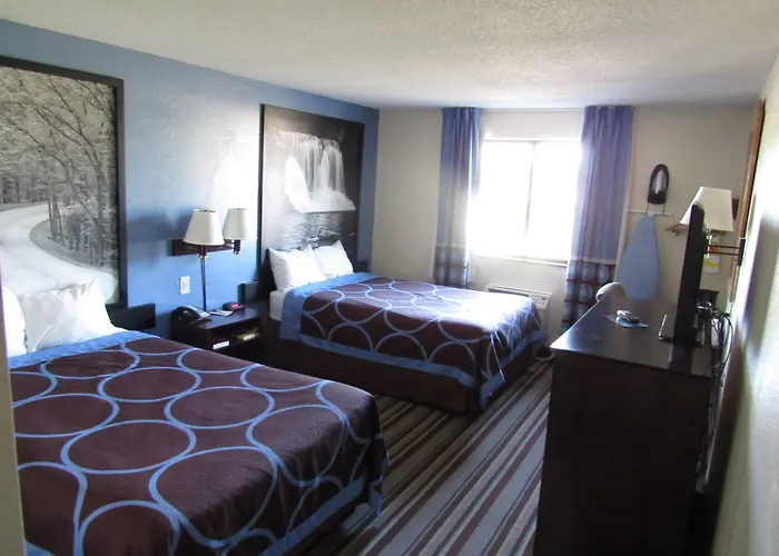 Super 8 By Wyndham Columbus Edinburgh