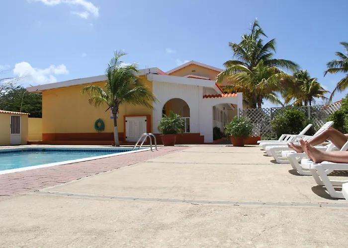 Coconut Inn