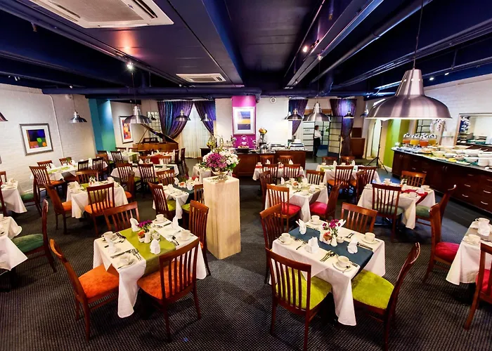 Cape Town Lodge Hotel