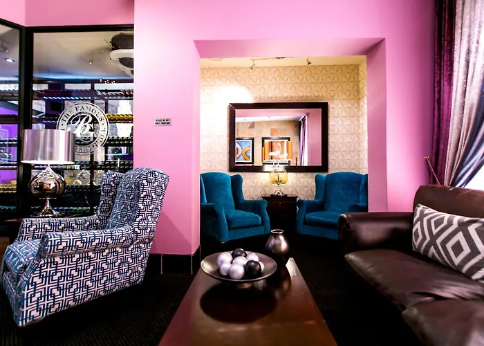 Cape Town Lodge Hotel