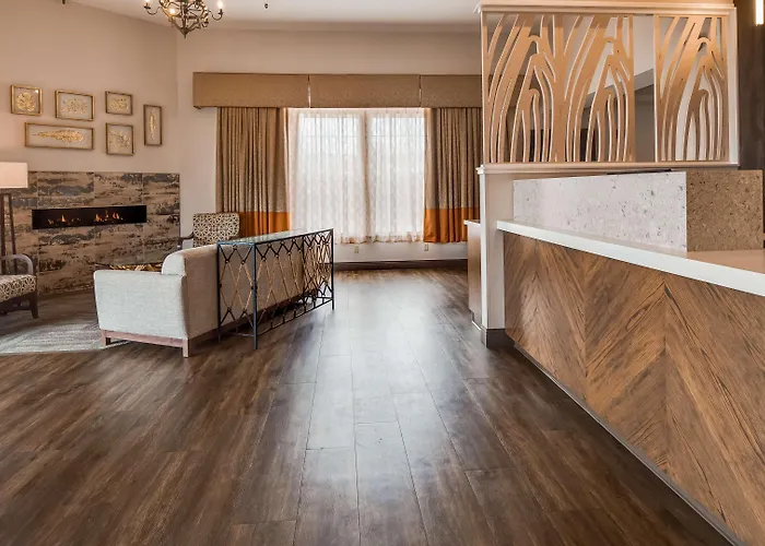 Best Western Plus Bayshore Inn
