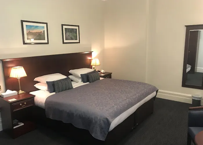 Cairn Hotel