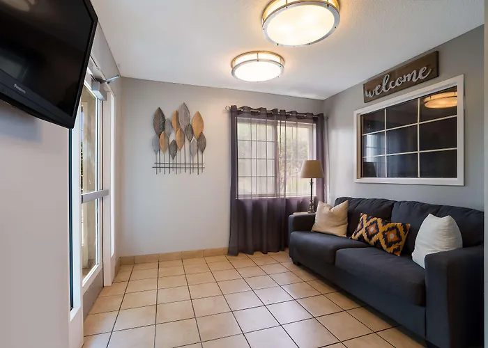 Sonesta Simply Suites Des Moines