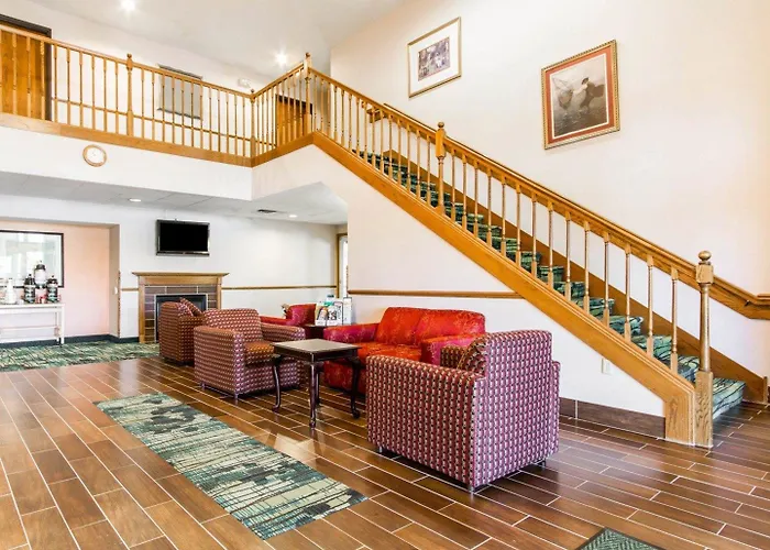 Quality Inn & Suites Stoughton - Madison South