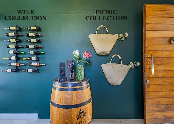 Ladybird Boutique Hotel At Kanonkop Operated By Touch Down Africa