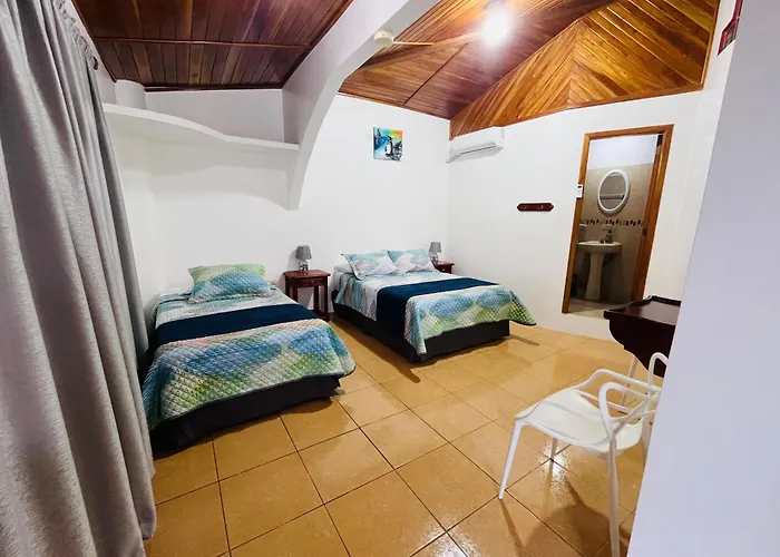 Hostal Neptuno - Poseidon