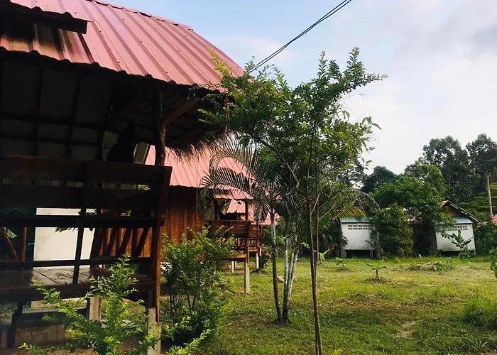 Seree Bungalows & Chill Bar