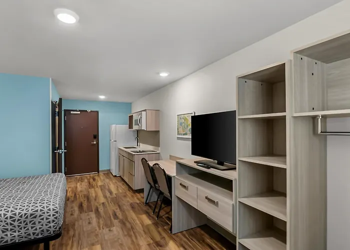 Woodspring Suites Newington - Hartford South