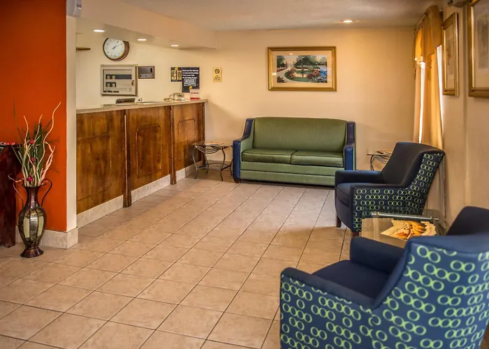 Super 8 By Wyndham Prestonsburg