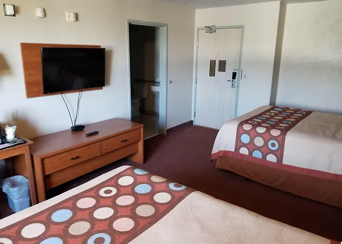 Super 8 By Wyndham Bellingham Airport/Ferndale