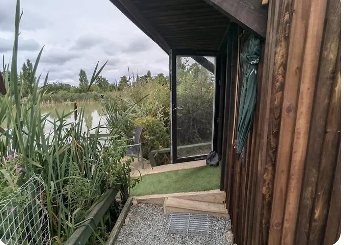 The Willow Cabin