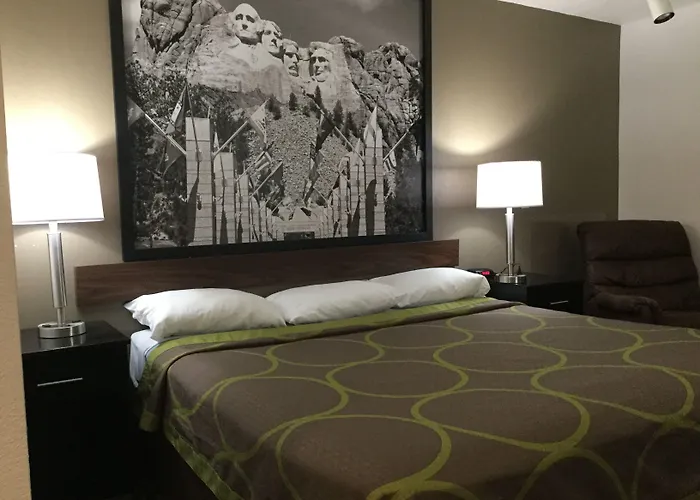 Super 8 By Wyndham Wayne