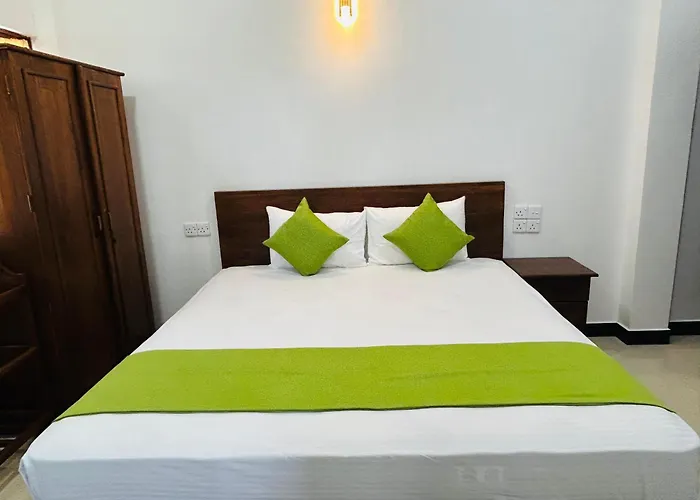 Jaffna City Palace Hotel
