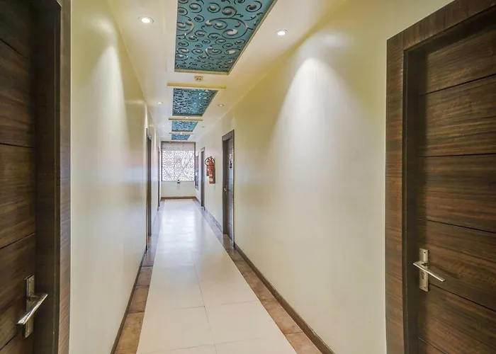 Townhouse Durgapuri Metro Station