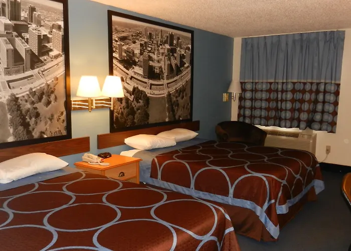 Super 8 By Wyndham Potosi