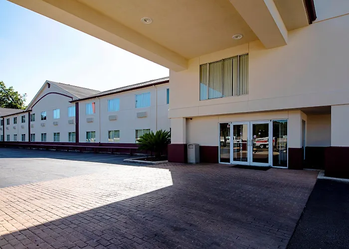 Red Roof Inn San Marcos